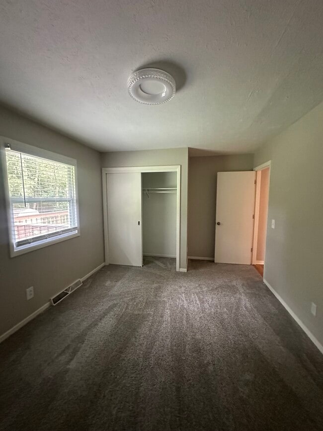 Building Photo - 8867 Lutz Ave NW