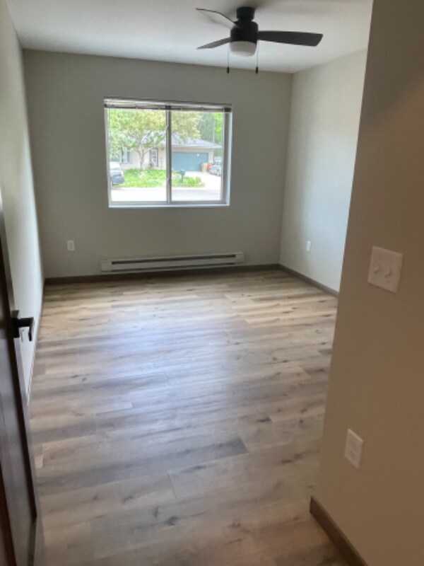 Building Photo - 209 7th Ave