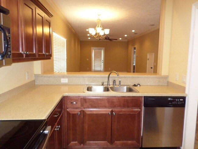 Building Photo - 2948 Palmetto Ridge Way