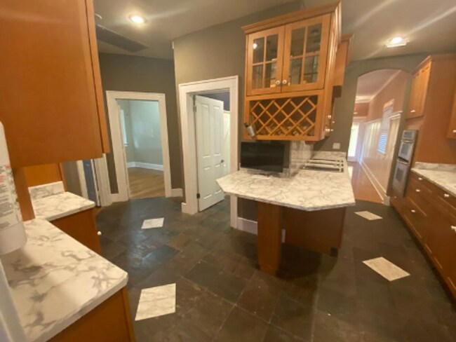 Building Photo - 3 Bedroom 2 Bath in Historic Orlando for RENT!