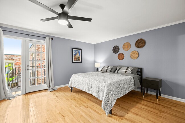 Building Photo - 6501 E Hill Dr