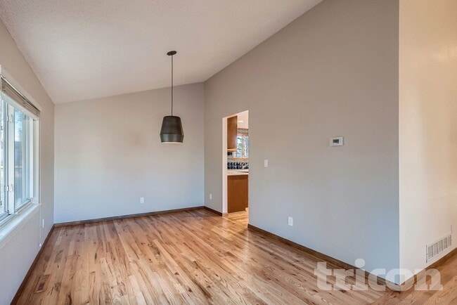 Building Photo - 5931 S Lima St