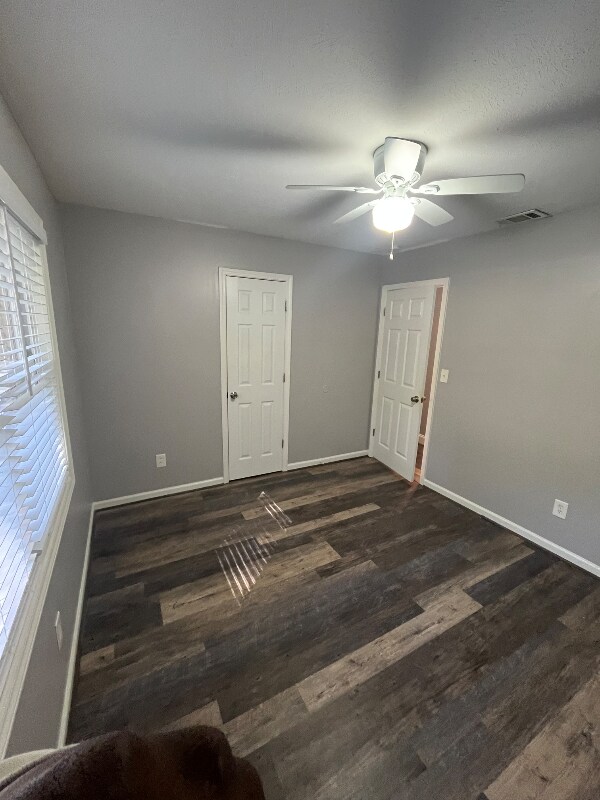 Building Photo - 5360 Misty Ln