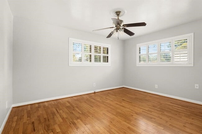 Building Photo - 1801 Oxford St