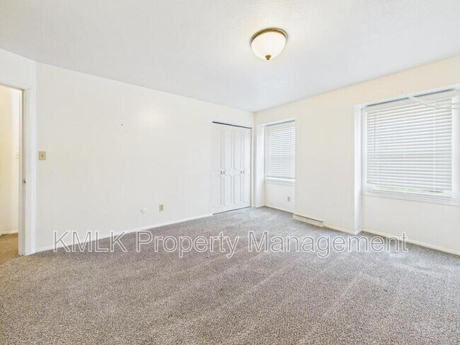 Building Photo - 4280 Lorwood Dr