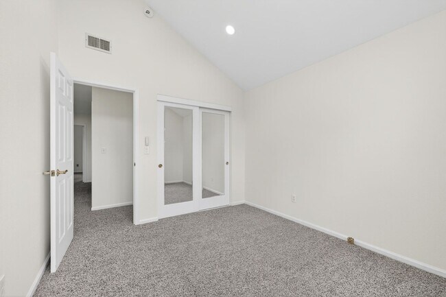 Building Photo - Luxury Living in Danville Ranch – Views, Solar & Prime Location!