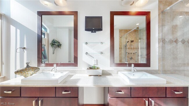 Building Photo - 21 Furnace St