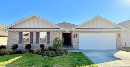 Building Photo - Spacious 4-Bedroom Home - Open Floor Plan