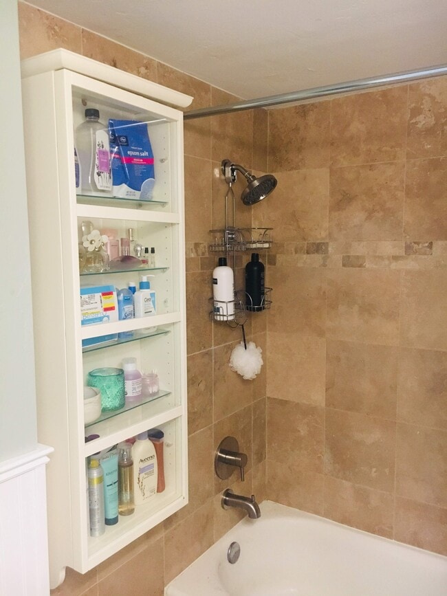 Building Photo - 1257 E 200 S