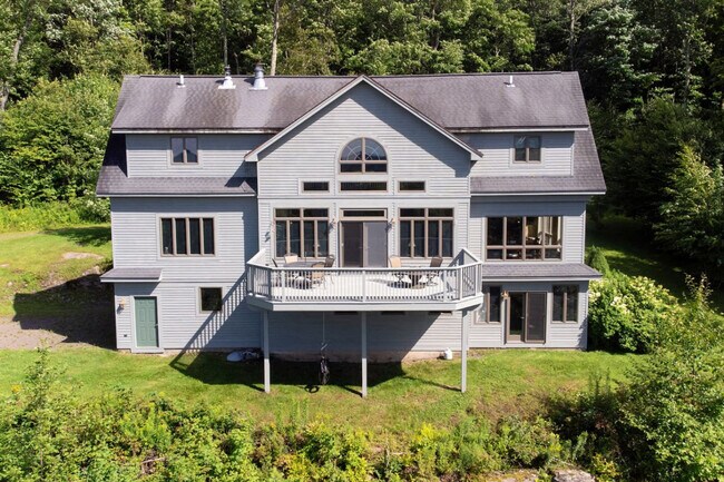 Building Photo - 74 Harvest Ln