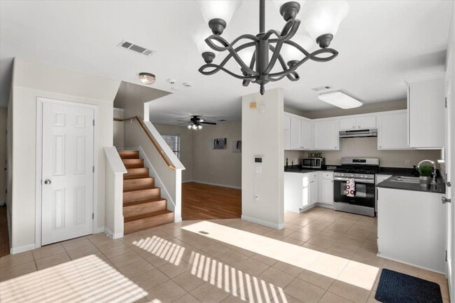 Building Photo - 6001 Perlita Dr