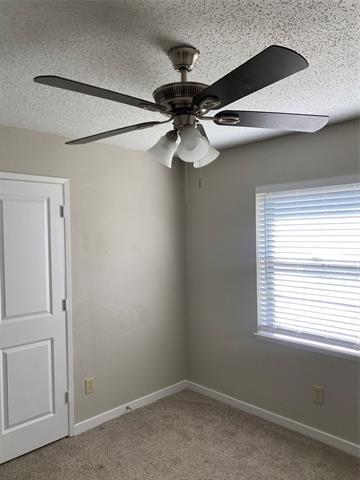 Building Photo - 802 Las Palmas Dr