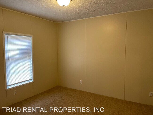Building Photo - 2 br, 1 bath House - 6670 RANDALL HURLEY RD.