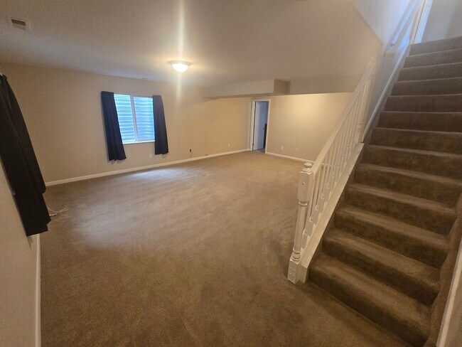 Building Photo - 964 Red Brooke Dr