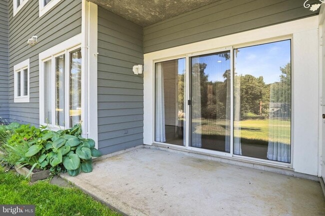 Building Photo - 638 Oakland Hills Dr