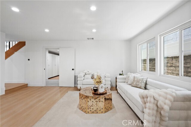 Building Photo - 6221 Mammoth Ave