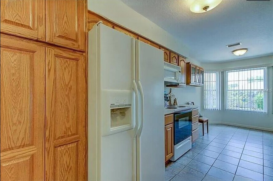 Building Photo - 8101 Setters Point Dr