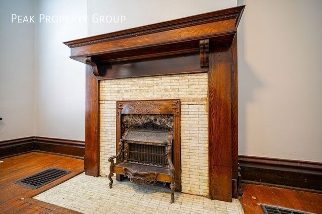 Building Photo - 85-91 W. First Avenue-2 Bedroom