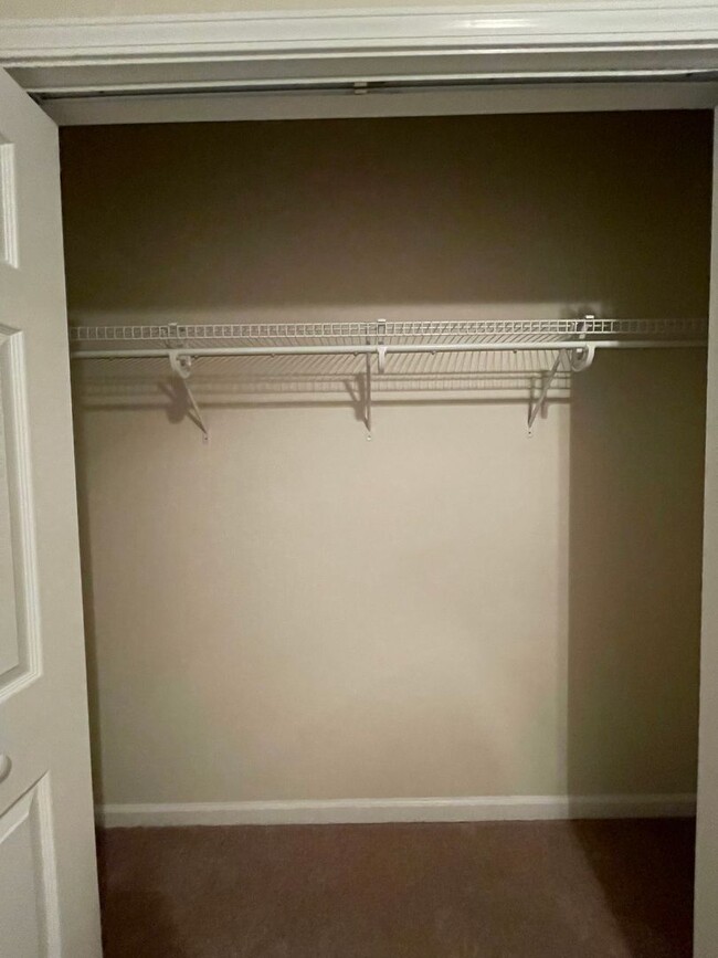 Building Photo - Cotton Creek - One Story Townhome!