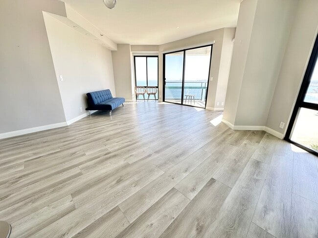 Building Photo - Oceanfront High-Rise Living – Stunning 1BR w/ Panoramic Views & Resort Amenities