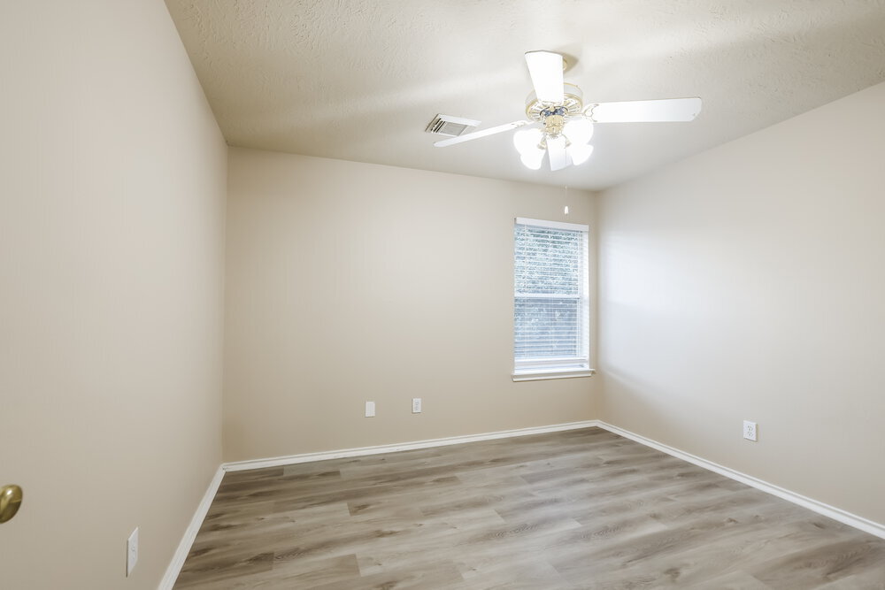 Building Photo - 5418 Trail Timbers Dr
