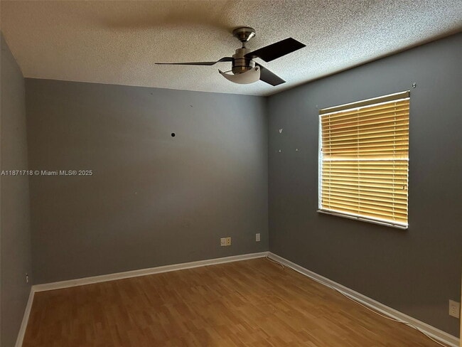 Building Photo - 103 Riviera Cir