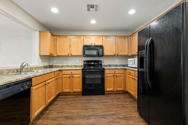 Building Photo - 6066 S Cedar Elm Ln