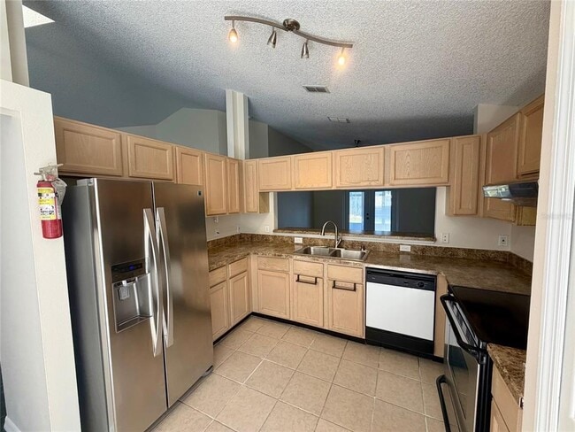 Building Photo - 809 Brightview Dr