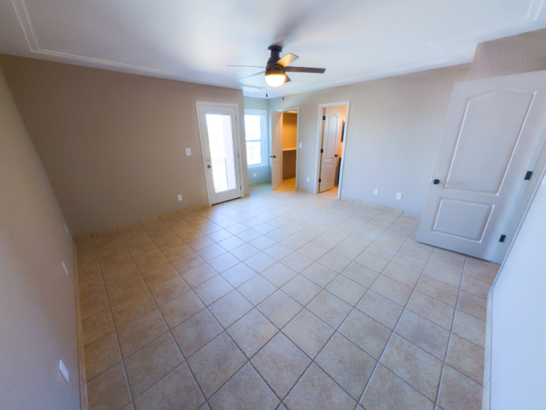 Building Photo - 1397 James Dudley Dr