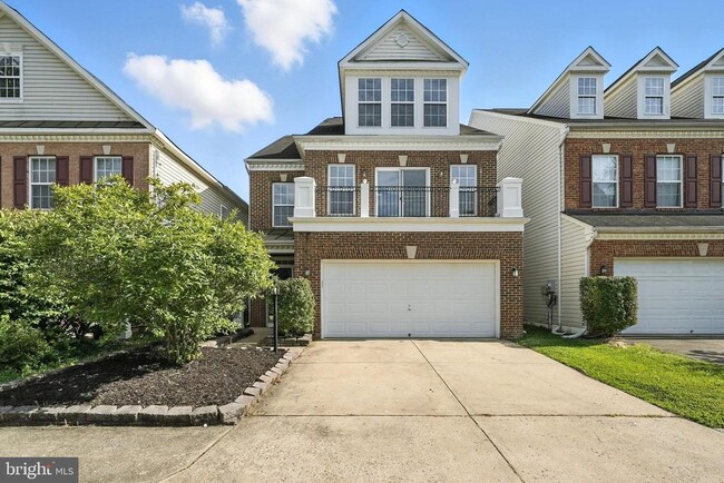 Building Photo - 4705 Manor Dr