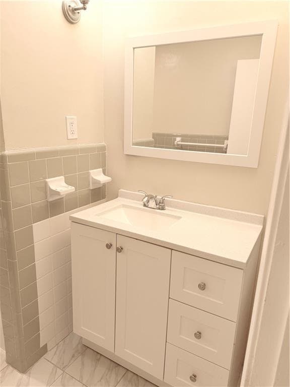 Building Photo - 4707 Riverwood Cir