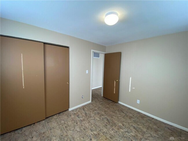 Building Photo - 5555 Misty Ln