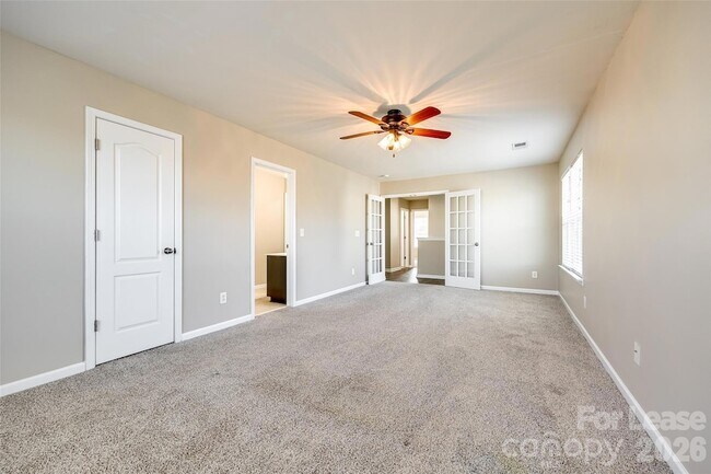 Building Photo - 3000 Sewee Ln