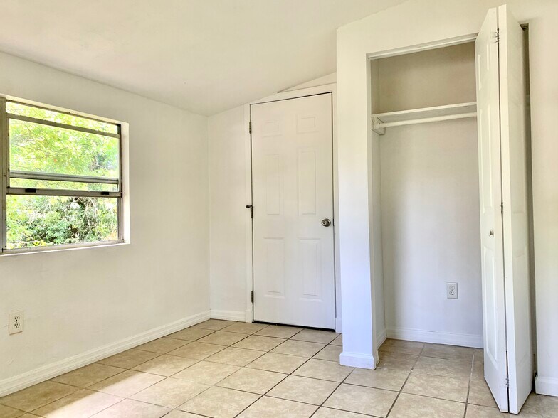 Bedroom #2 - 1270 Whitewood Dr