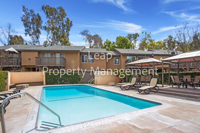 Building Photo - 1490 W Lambert Rd