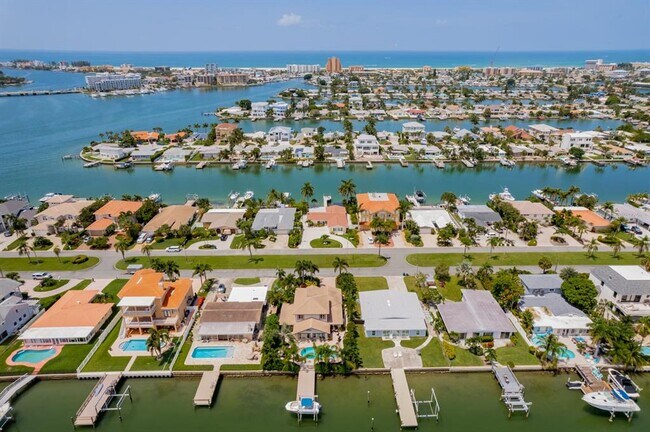 Building Photo - 11240 7th St E