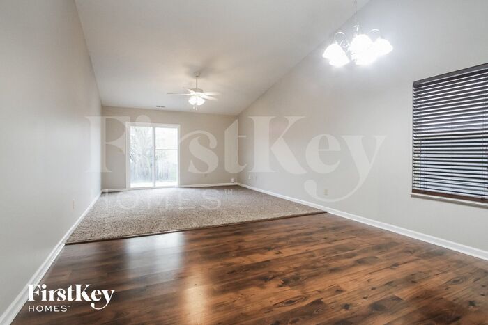 Building Photo - 1462 Bluestem Dr