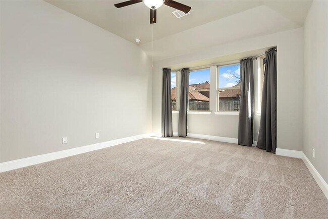 Building Photo - 22096 Volante Dr