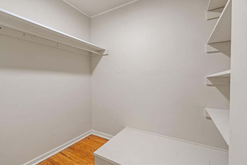 Building Photo - 2744 Fremont Ave S