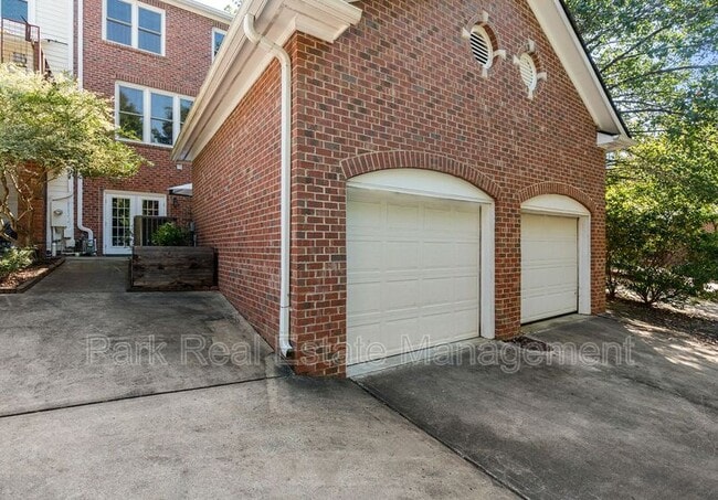 Building Photo - 108 Westgreen Dr