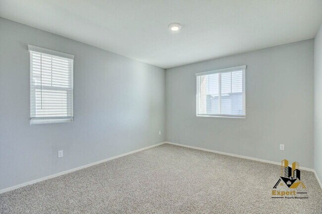Building Photo - 6048 Emerald Park Ln