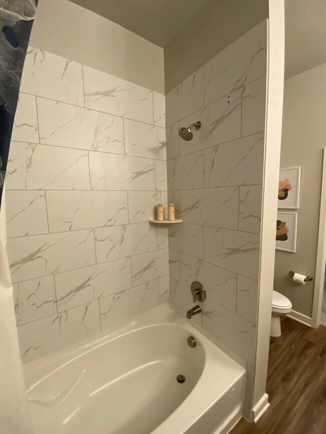 Building Photo - 2501 Marshall St