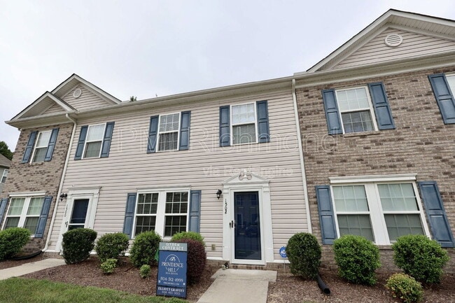 Primary Photo - 1502 Stonewall Manor Dr