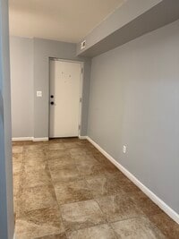 Building Photo - 11 46th St SE