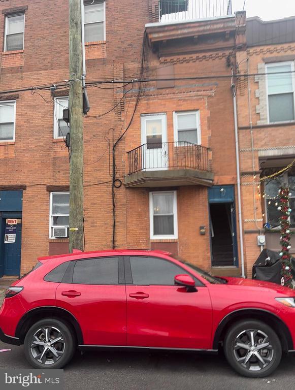 Building Photo - 1601 Wolf St