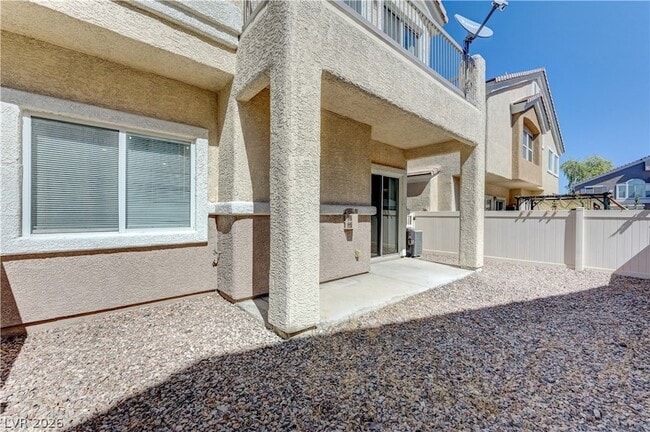Building Photo - 5507 Big Red Ct