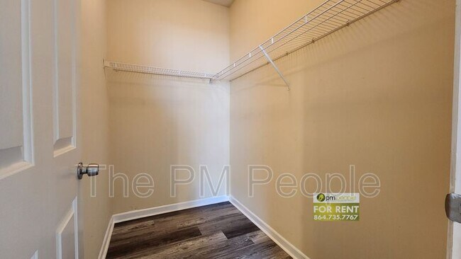 Building Photo - 503 McKenna Cir