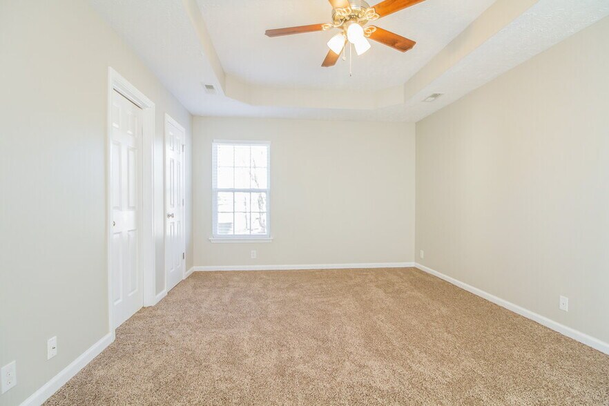 Building Photo - 315 Slippery Rock Dr