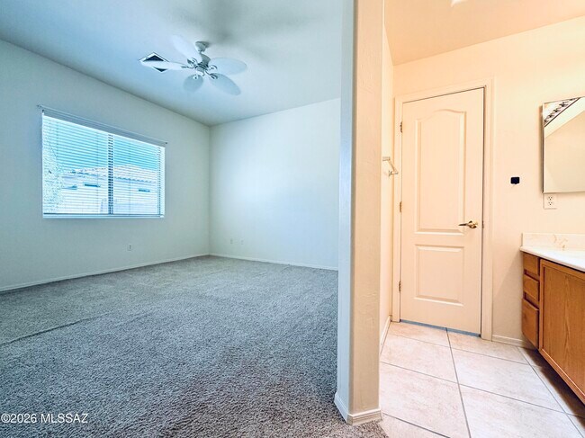 Building Photo - 5416 N Bramble Brook Ln