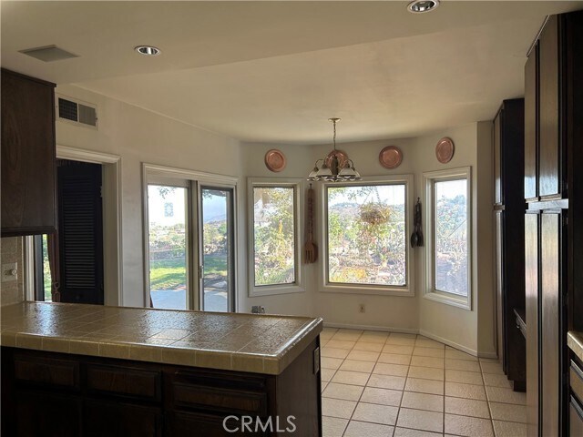 Building Photo - 14676 Deervale Pl
